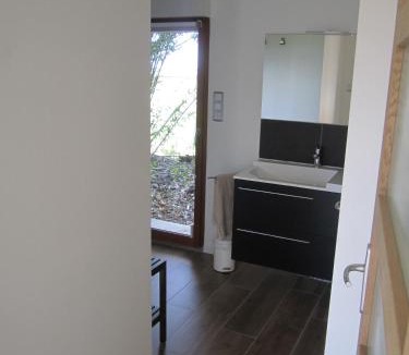 Janze Apartment | Joli Studio en campagne - Non fumeur - 2 nuits minimum