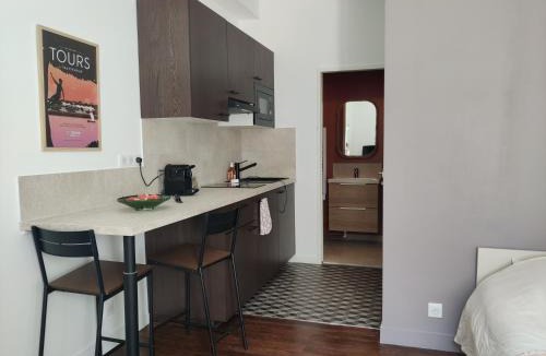 Saint-Avertin Apartment | Joli studio fonctionnel et bien équipé, rack vélo