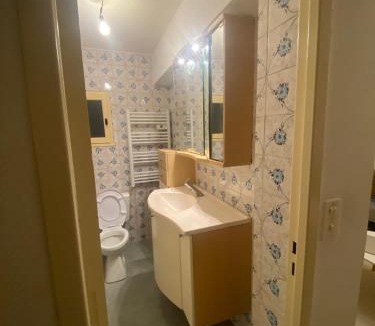 Saint-Cyr-sur-Loire Apartment | Joli studio