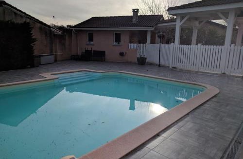 Mont-de-Marsan Apartment | JOLI STUDIO PRIVE