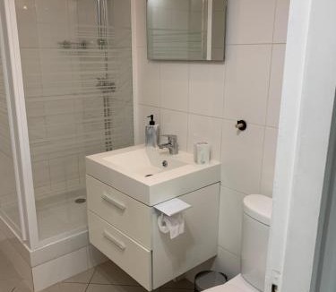 Baille Apartment | Joli Studio proche quartier Timone Climatisé