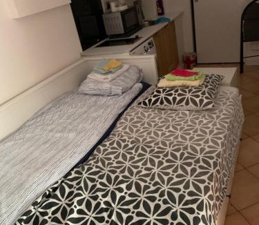 Vaulx-en-Velin Apartment | Joli studio tout confort avec toutes commodités