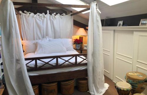 Veigy-Foncenex House | Jolie Chambre double avec Balcon