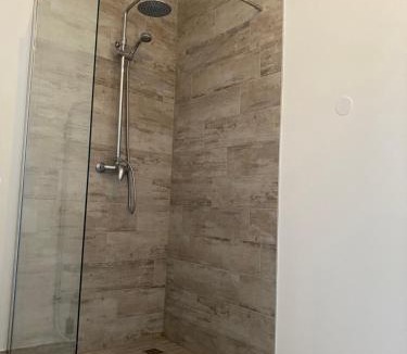 Mauguio House | Jolie chambre indépendante, salle de bain privée Mauguio