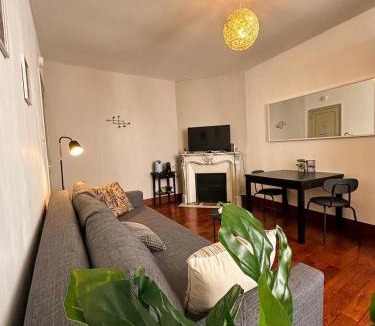 Dreux Hotel | Jolie chambre sous les toits
