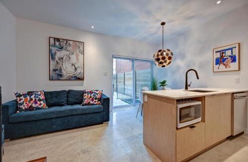 Pointe-Saint-Charles Apartment | Jolie Condo Great Location 2BD presented by TripMontreal I