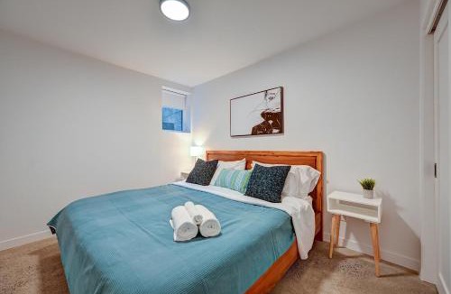 Pointe-Saint-Charles Apartment | Jolie Condo Great Location 2BD presented by TripMontreal I