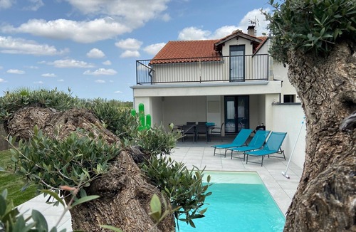 Lherm House | Jolie Maison Avec Piscine
