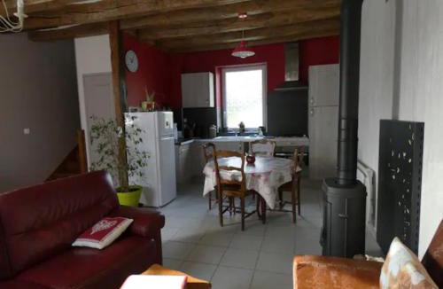 Buzancais House | Jolie maison de vacances Gîte des Ecureuils
