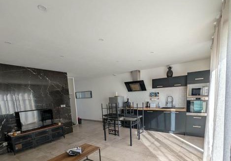 Ouveillan Villa | Jolie maison de village 2 chambres