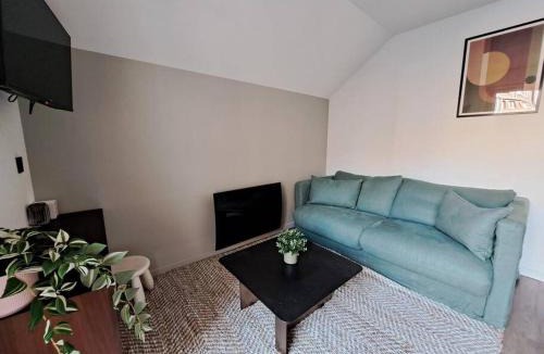 La Madeleine Apartment | Jolie maison en duplex avec balcon à La Madeleine