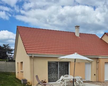 Acquigny House | Jolie maison , jardin privé , classée 3 étoiles