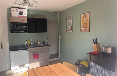 Fondettes House | Jolie Maison Proche de Tours Avec Piscine Chauffée et Terrasse Privée