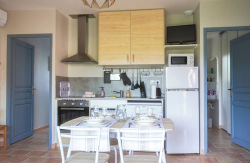 Villegailhenc House | Jolie Maisonnette Indépendante au Cœur D'un Charmant Village