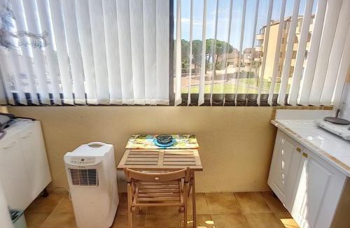 Saint-Pierre-la-Mer Apartment | Jolie studio