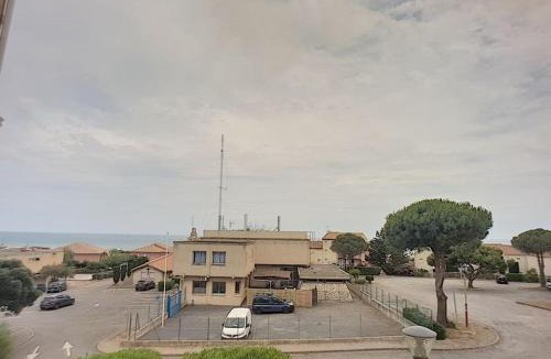 Saint-Pierre-la-Mer Apartment | Jolie studio