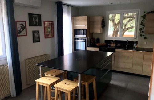 La Martelle Villa | Jolie Villa, Piscine, 10min centre ville, WIFI