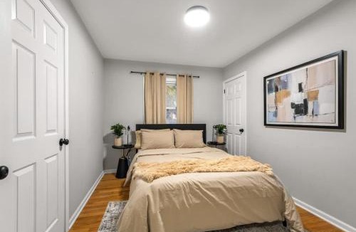 Joliet House | Joliet Cozy Oasis 4BR