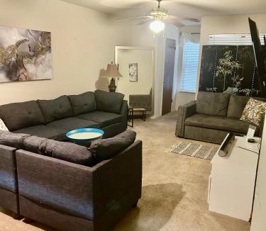 Cordova Apartment | Jolly Accommodations Express - Sleeps 7