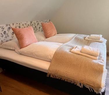 Store Heddinge Bed & Breakfast | Jonas Hus - Munkgaard Bed & Breakfast