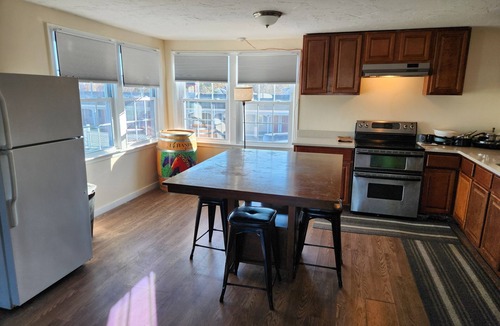 Dennis Port Hotel | Jonathan Edwards Motel