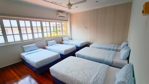 Tiga Apartment | Jonker Sayang Residence