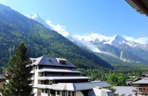 Chamonix City Centre Apartment | Jonquilles by Interhome