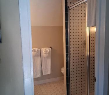 North Wales Hotel | Joseph Ambler Inn