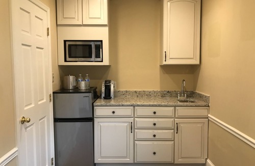 North Wales Hotel | Joseph Ambler Inn