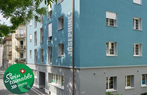 Langstrasse House | Josephine's Guesthouse - WOMEN ONLY with rooftop and community area