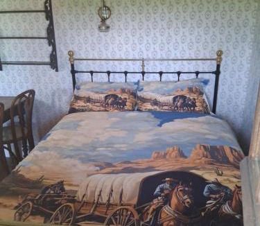Saint-Symphorien Apartment | Josey wood ranch