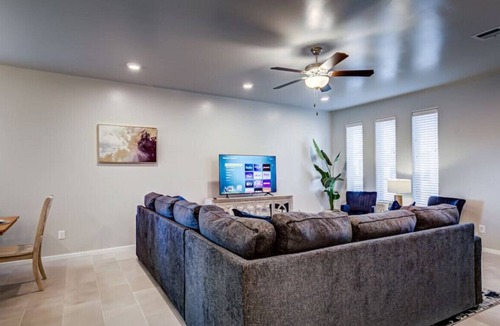 Las Cruces House | Josh Caspian · Southwestern Escape