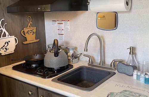 Waco House | Joshua's Tree Tiny RV (15 Min From Magnolia and Baylor!!)