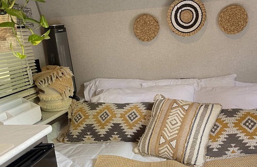 Waco House | Joshua's Tree Tiny RV (15 Min From Magnolia and Baylor!!)