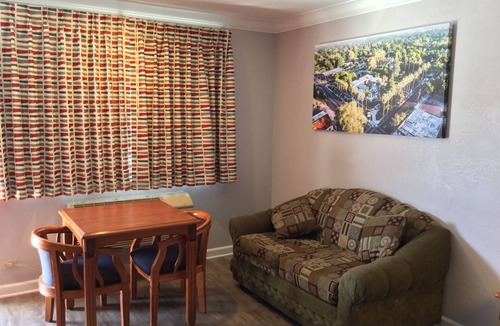 Woodland Hotel | Journey Inn