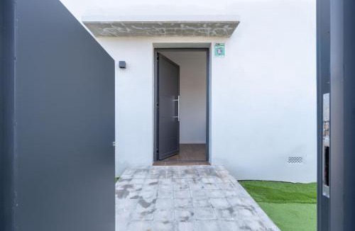 Vilafant Ski Chalet | Jouvacations Villa Osona