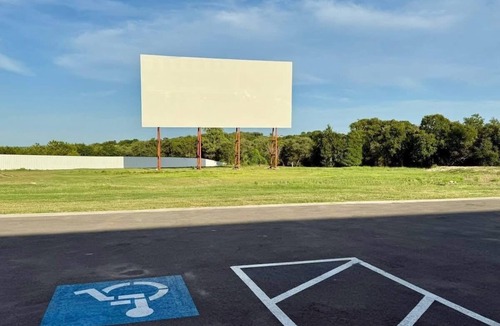 Copperas Cove House | Joy Drive In Movie & RV Resort - The Tracer - Joy Drive In Movie & RV Resort - Tracer!