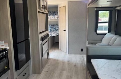 Copperas Cove House | Joy Drive In Movie & RV Resort - East to West - Joy Drive In Movie & RV Resort - East to West
