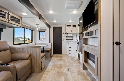 Copperas Cove House | Joy Drive In Movie & RV Resort - Puma - Joy Drive In Movie & RV Resort - Puma
