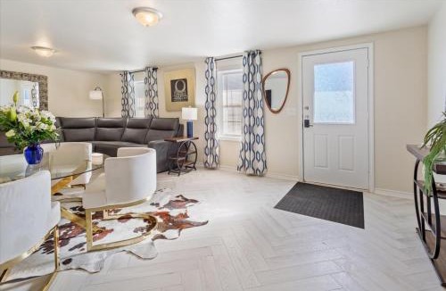 Copperas Cove Villa | Joy RV Resort Bungalow
