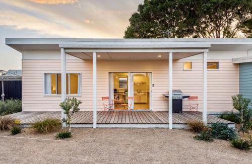 Tootgarook House | Joy's Folly