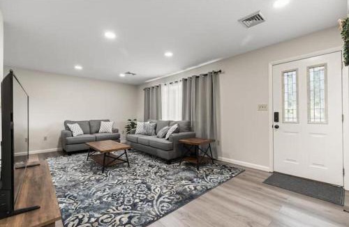 Lawnton House | Joyful 5 Bedroom Home