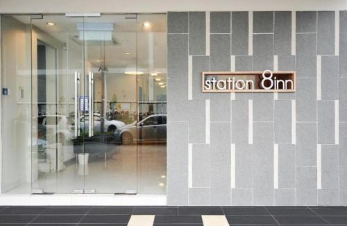 Taman Pengkalan Jaya Hotel | JQ Station Eight Inn