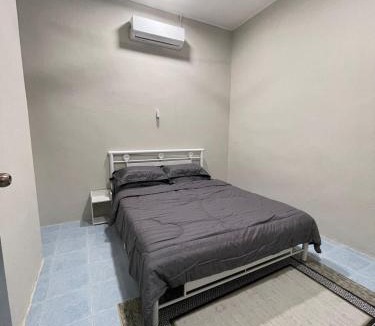 Kampung Gong Kemuntong House | JSS Homestay