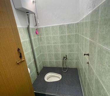 Kampung Gong Kemuntong House | JSS Homestay