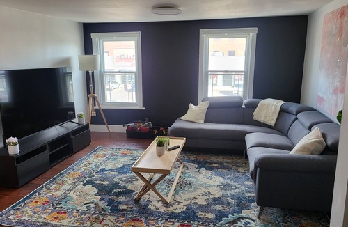 Vanier North Apartment | JstLikeHome - Old Ottawa