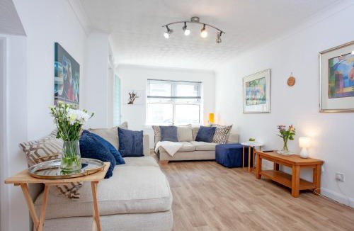 Dawlish House | Jubilee Cottage