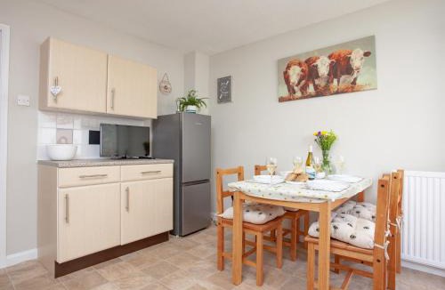 Dawlish House | Jubilee Cottage