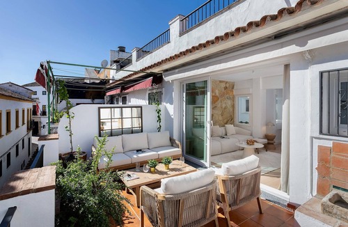 Jewish Quarter Apartment | Juderia Apartment private terrace & views. Manriquez