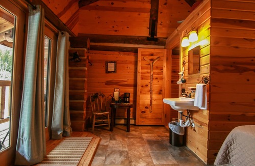 Lewistown Cabin | Judith Mountain Lodge